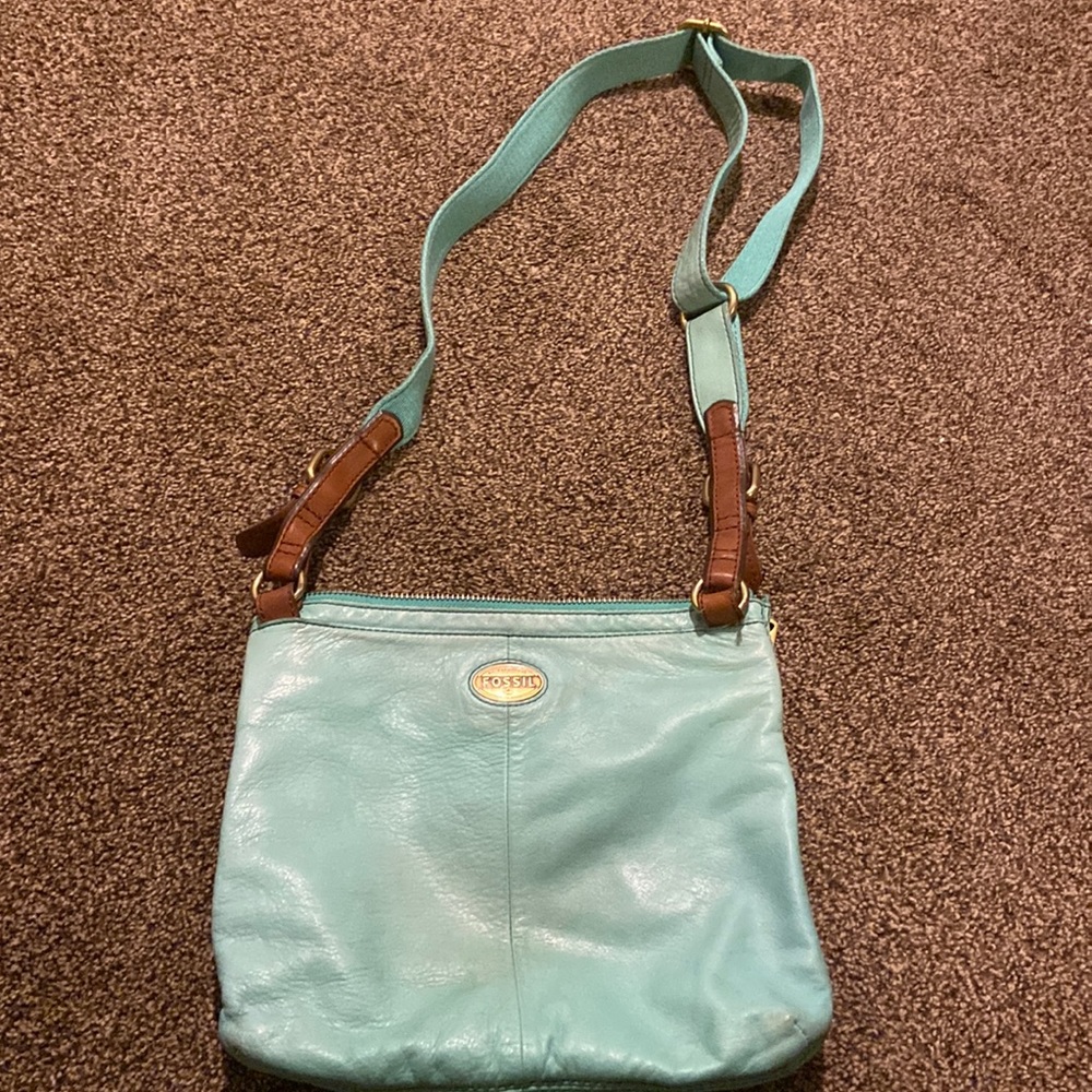 Fossil cross body (needs to be sewn)